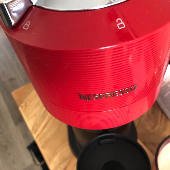 Nespresso Coffee Machine - Picture 3 of 3